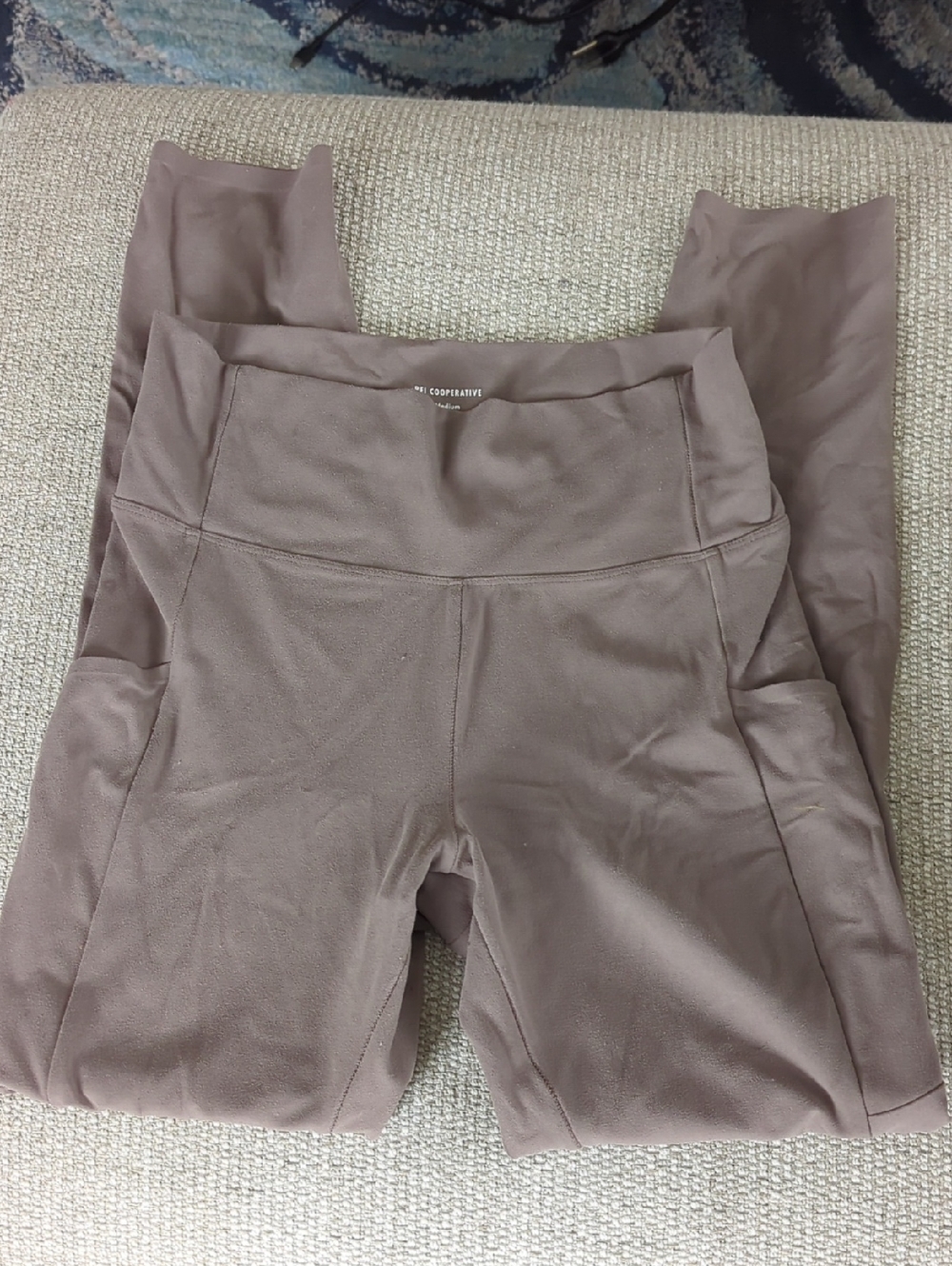 Pockets! Super Soft Warm Brown Capri Leggings with Pockets Yoga Pilates REI Coop
